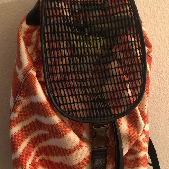 Zebra Print Canvas Backpack - Picture 2 of 8